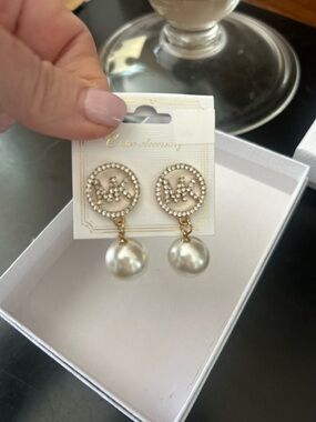 Gold Crystal Circle Drop Earrings with Pearl Dangles, fashion jewelry, new
